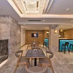 Otel Golden Royal &