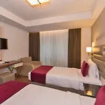 Otel Golden Royal & İstanbul