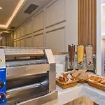 Golden Royal & 4* İstanbul