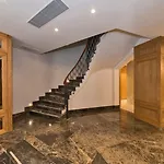 Otel Golden Royal & 4*