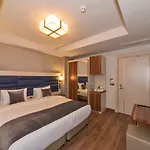 Golden Royal & 4* İstanbul