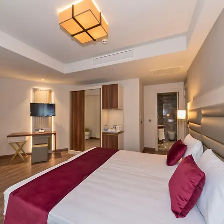 Szálloda Golden Royal &