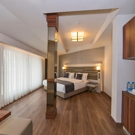 Golden Royal & 4* Isztambul