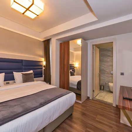 Golden Royal & Isztambul