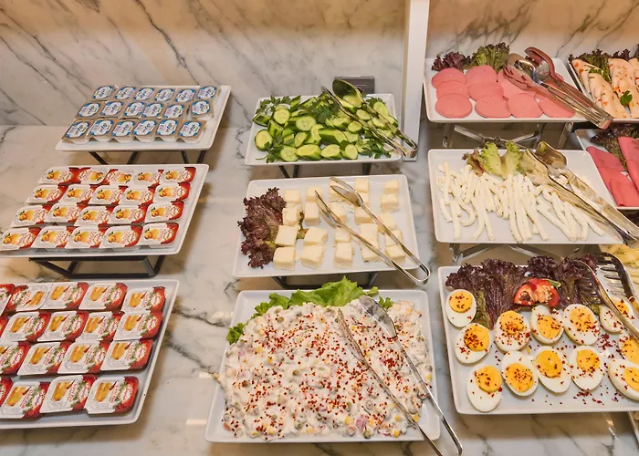 Hotell Golden Royal & 4*