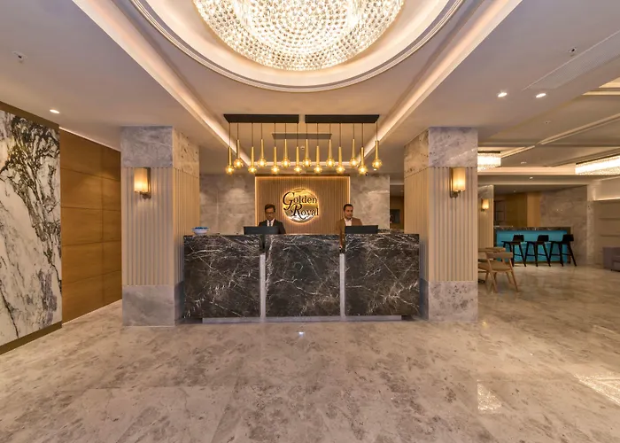 Hotell Golden Royal & 4*