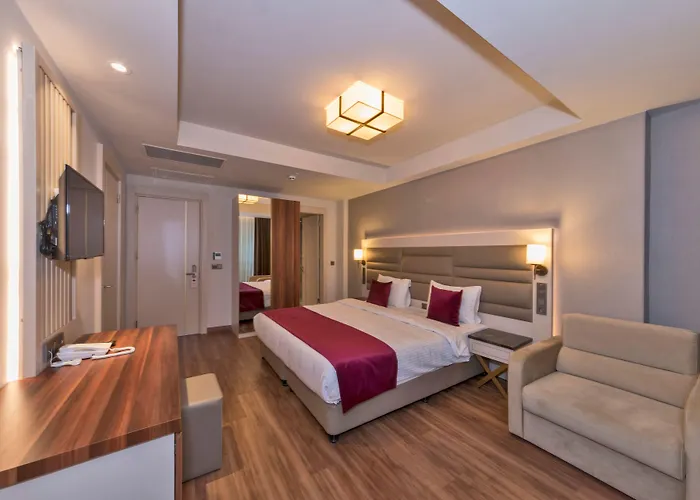 Golden Royal & 4* Istanbul