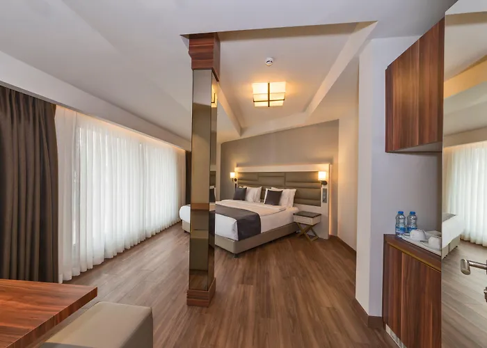 Golden Royal & 4* Istanbul