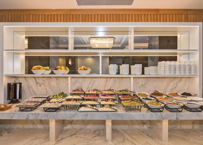 Golden Royal & Istanbul