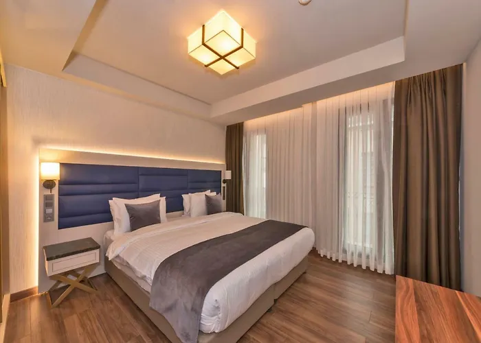 Golden Royal & 4* Istanbul