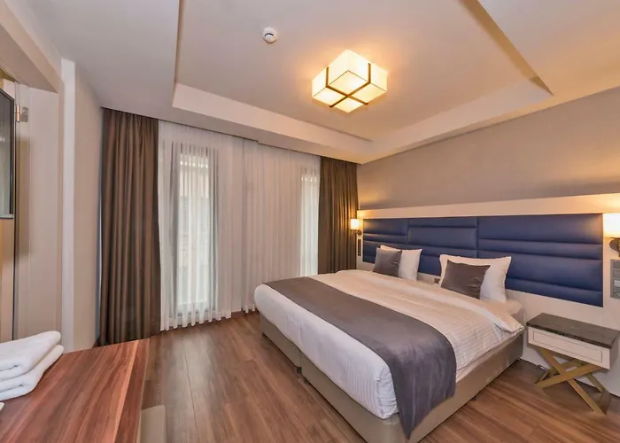 Golden Royal & 4* Istanbul